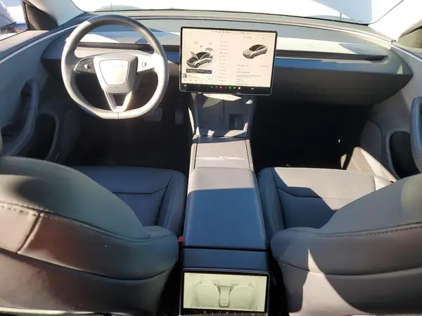 5YJ3E1EA4RF857295 2024 TESLA MODEL 3 - Image 8