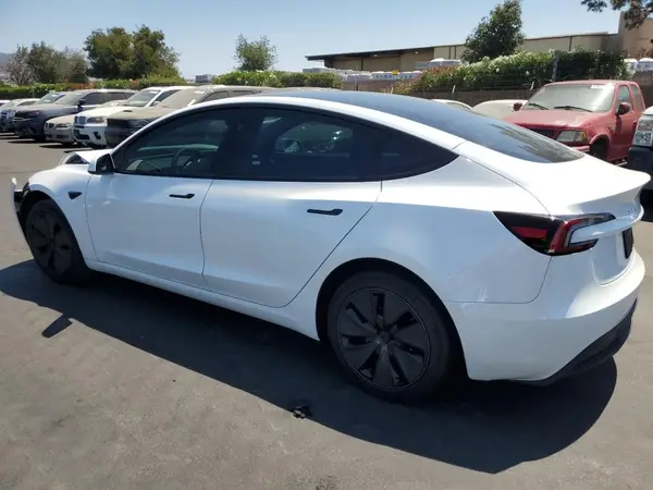 5YJ3E1EA4RF857698 2024 TESLA MODEL 3 - Image 2