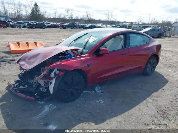 5YJ3E1EA4RF858852 2024 TESLA MODEL 3 - Image 2