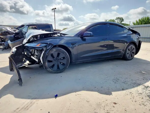 5YJ3E1EA4RF861850 2024 TESLA MODEL 3 - Image 1