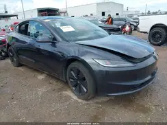 5YJ3E1EA4RF863260 2024 TESLA MODEL 3