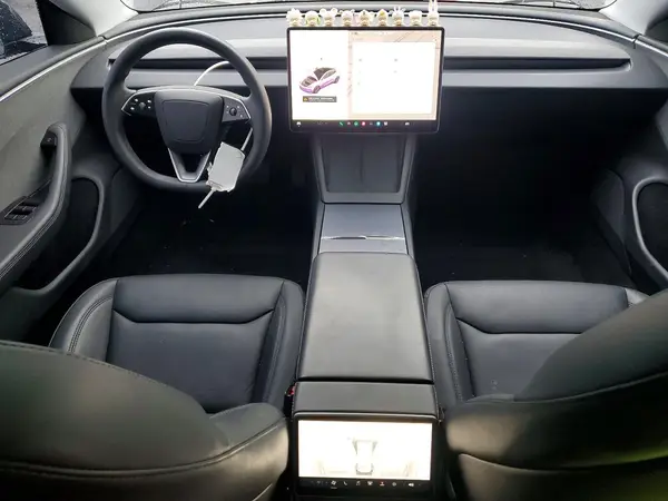 5YJ3E1EA4RF868703 2024 TESLA MODEL 3 - Image 8
