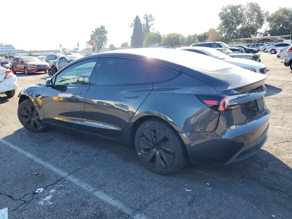 5YJ3E1EA4RF871875 2024 TESLA MODEL 3 - Image 2