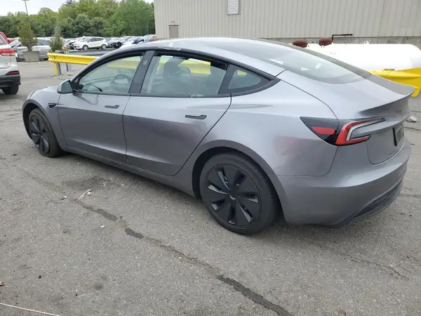 5YJ3E1EA4RF873268 2024 TESLA MODEL 3 - Image 2