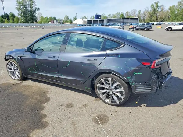 5YJ3E1EA4SF001856 2025 TESLA MODEL 3 - Image 2