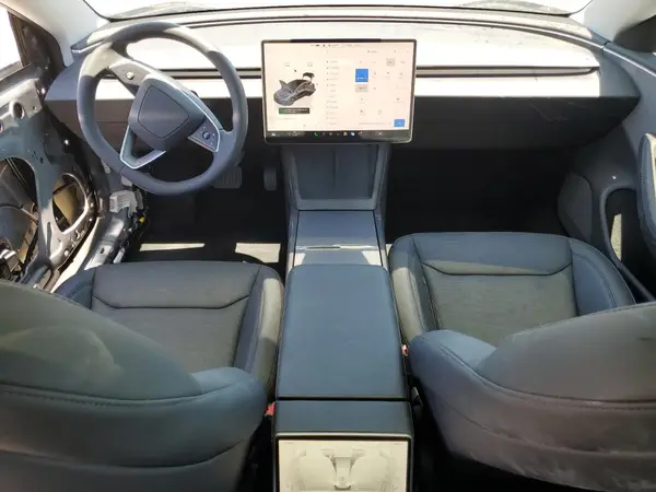 5YJ3E1EA4SF004420 2025 TESLA MODEL 3 - Image 8