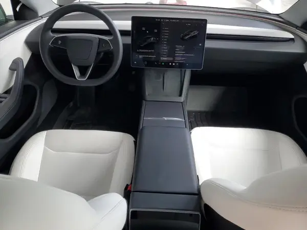 5YJ3E1EA4SF009911 2025 TESLA MODEL 3 - Image 8