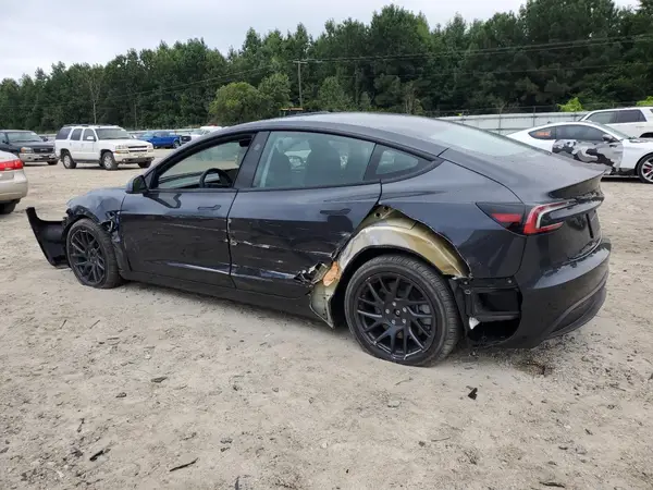 5YJ3E1EA4SF021542 2025 TESLA MODEL 3 - Image 2