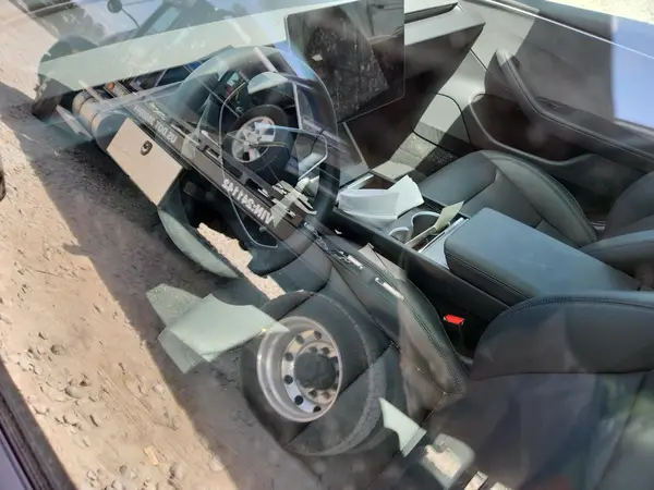 5YJ3E1EA4SF024408 2025 TESLA MODEL 3 - Image 8