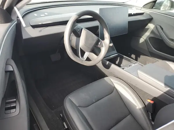 5YJ3E1EA4SF028023 2025 TESLA MODEL 3 - Image 8