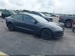5YJ3E1EA4SF033660 2025 TESLA MODEL 3