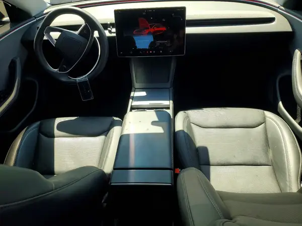 5YJ3E1EA4SF035215 2025 TESLA MODEL 3 - Image 8