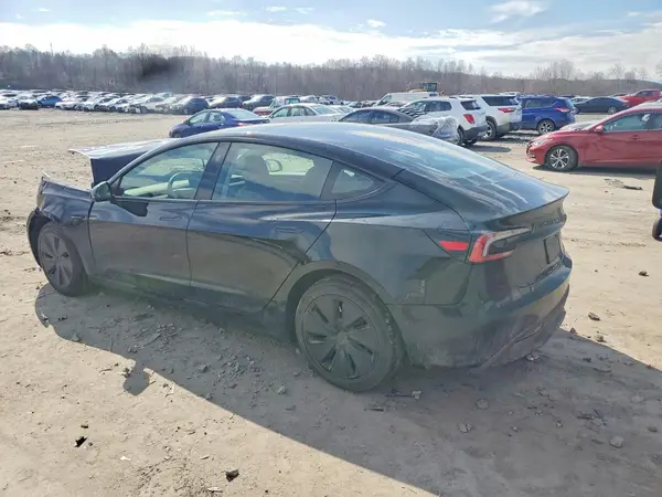 5YJ3E1EA4SF040642 2025 TESLA MODEL 3 - Image 2