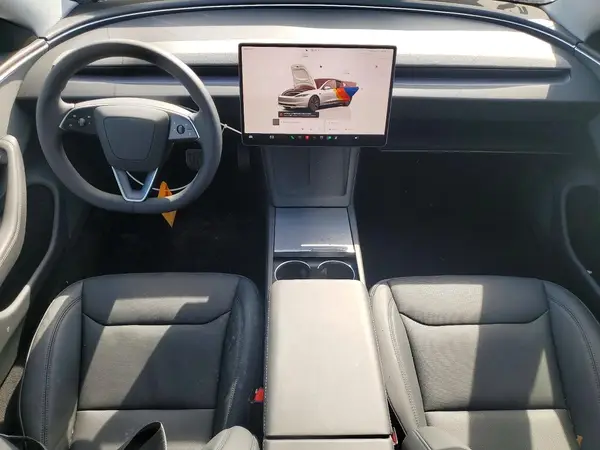 5YJ3E1EA4SF040642 2025 TESLA MODEL 3 - Image 8