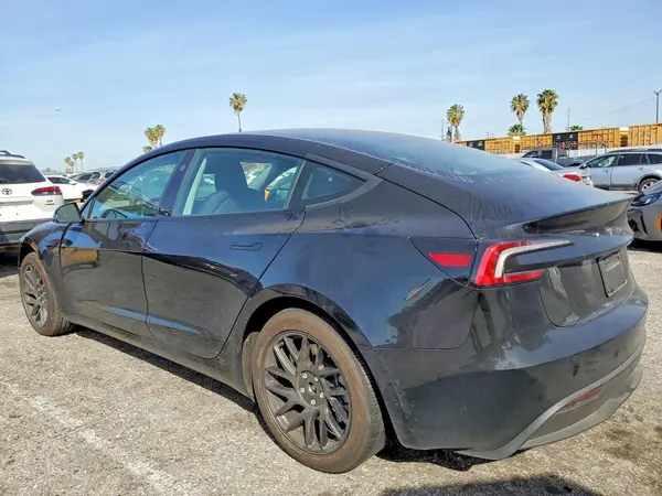 5YJ3E1EA4SF041015 2025 TESLA MODEL 3 - Image 2