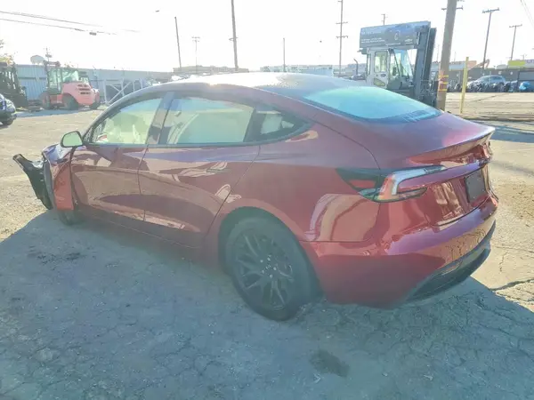 5YJ3E1EA4SF045212 2025 TESLA MODEL 3 - Image 2
