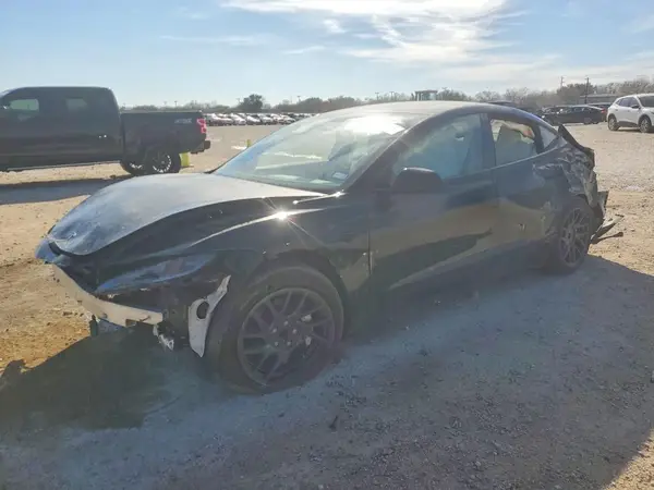 5YJ3E1EA4SF050460 2025 TESLA MODEL 3 - Image 1