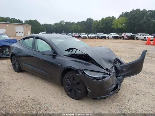 5YJ3E1EA4SF057506 2025 TESLA MODEL 3 - Image 1