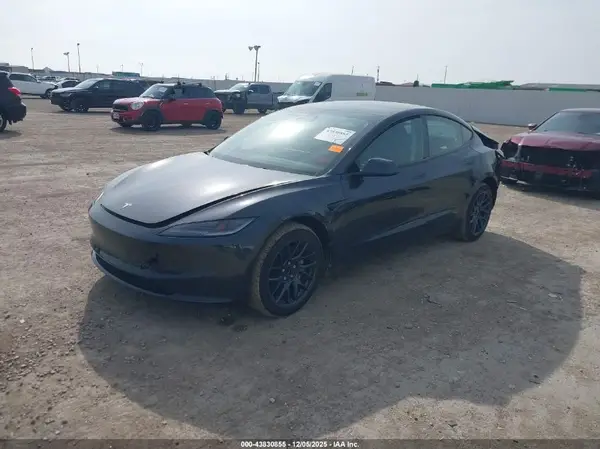 5YJ3E1EA4SF059546 2025 TESLA MODEL 3 - Image 2