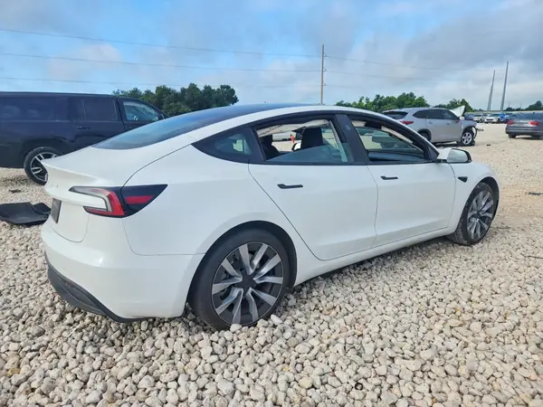 2025 TESLA MODEL 3 auction vehicle