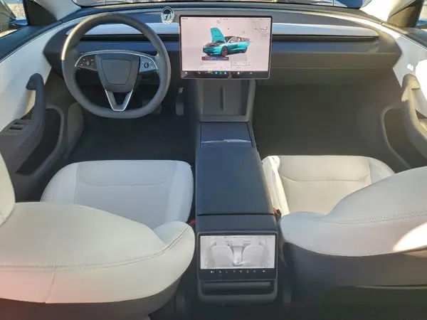 5YJ3E1EA4SF072121 2025 TESLA MODEL 3 - Image 8