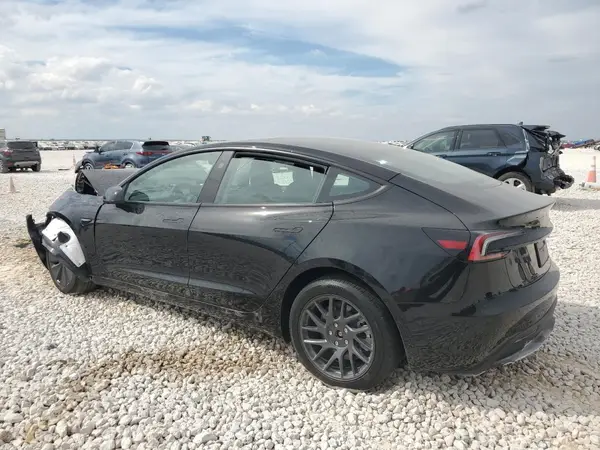 5YJ3E1EA4SF074631 2025 TESLA MODEL 3 - Image 2