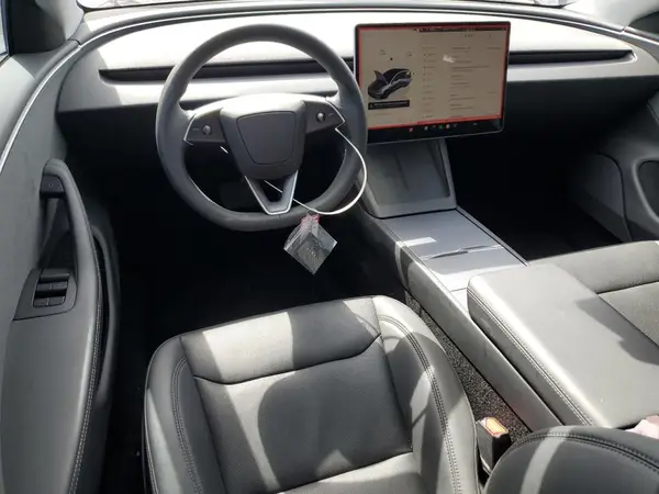 5YJ3E1EA4SF884146 2025 TESLA MODEL 3 - Image 8