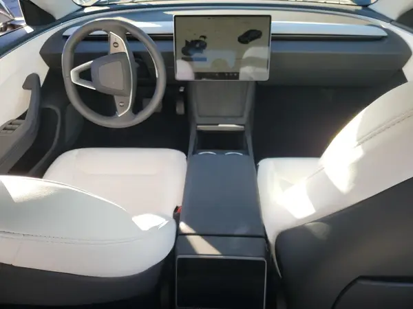 5YJ3E1EA4SF887547 2025 TESLA MODEL 3 - Image 8