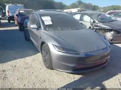 5YJ3E1EA4SF887757 2025 TESLA MODEL 3