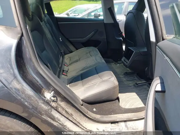 5YJ3E1EA4SF892280 2025 TESLA MODEL 3 - Image 8