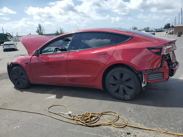 5YJ3E1EA4SF897642 2025 TESLA MODEL 3 - Image 2