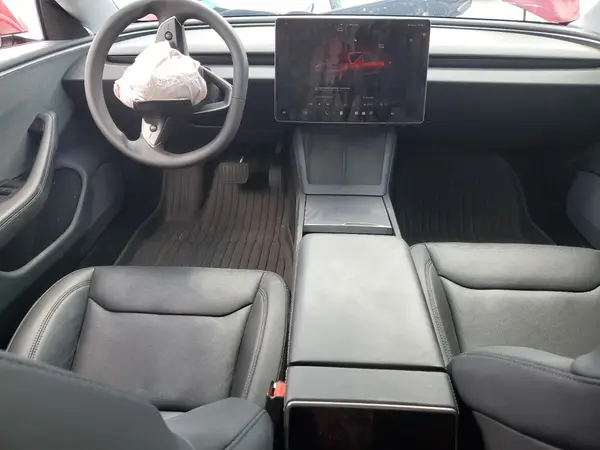 5YJ3E1EA4SF897642 2025 TESLA MODEL 3 - Image 8