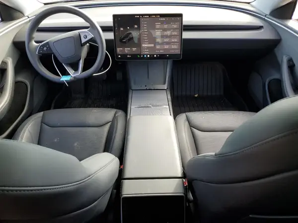 5YJ3E1EA4SF897740 2025 TESLA MODEL 3 - Image 8