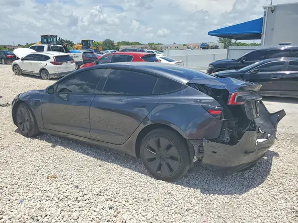 5YJ3E1EA4SF902306 2025 TESLA MODEL 3 - Image 2