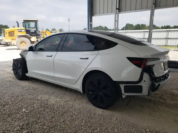 5YJ3E1EA4SF904539 2025 TESLA MODEL 3 - Image 2