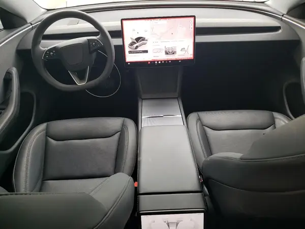 5YJ3E1EA4SF904539 2025 TESLA MODEL 3 - Image 8
