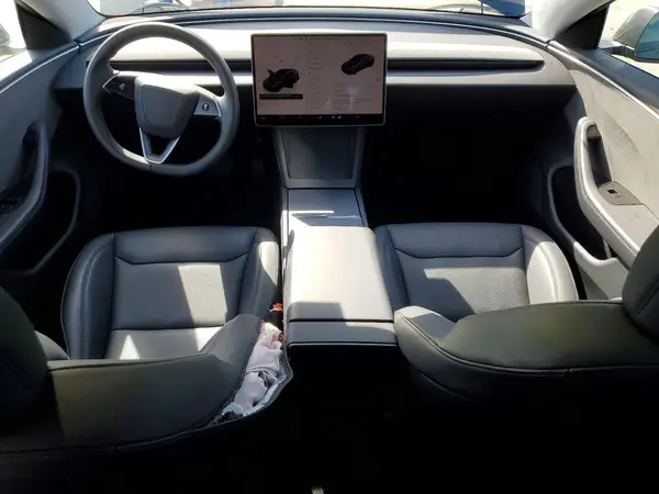 5YJ3E1EA4SF904671 2025 TESLA MODEL 3 - Image 8