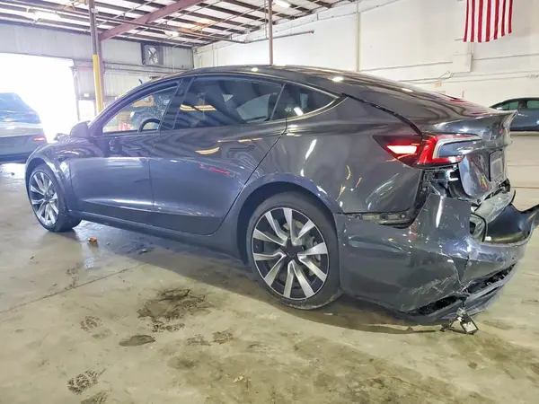 5YJ3E1EA4SF904878 2025 TESLA MODEL 3 - Image 2