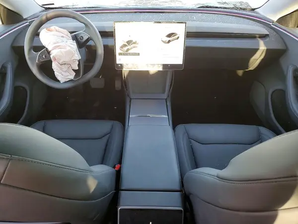5YJ3E1EA4SF921857 2025 TESLA MODEL 3 - Image 8