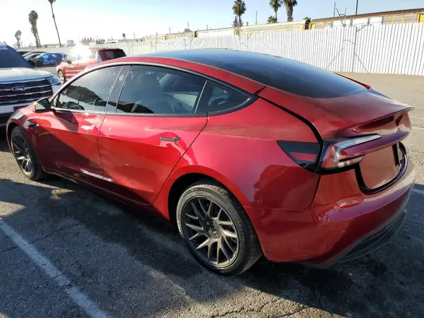 5YJ3E1EA4SF924032 2025 TESLA MODEL 3 - Image 2