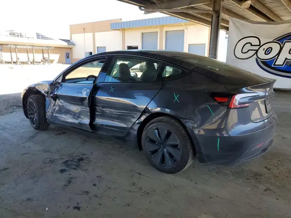 5YJ3E1EA4SF932759 2025 TESLA MODEL 3 - Image 2