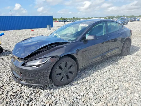 5YJ3E1EA4SF936018 2025 TESLA MODEL 3 - Image 1