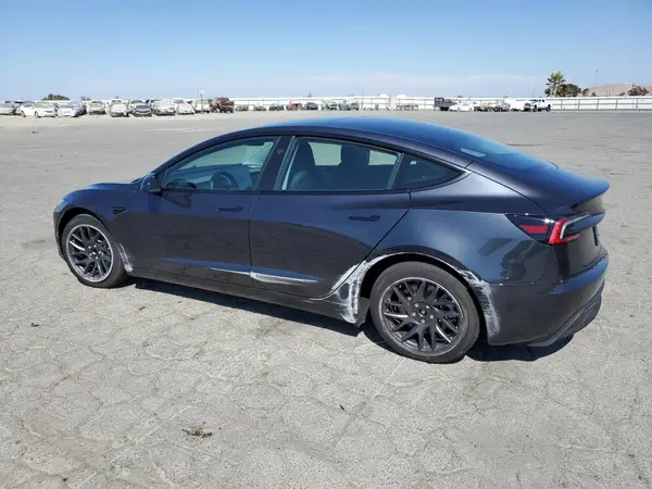 5YJ3E1EA4SF937105 2025 TESLA MODEL 3 - Image 2