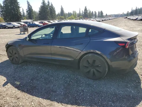 5YJ3E1EA4SF938660 2025 TESLA MODEL 3 - Image 2