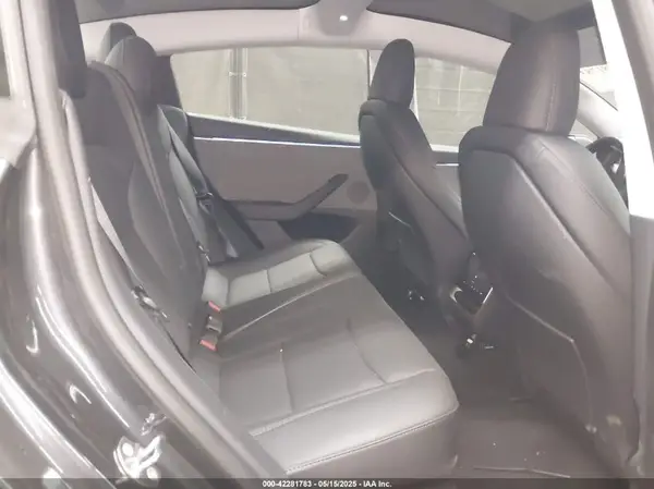5YJ3E1EA4SF952168 2025 TESLA MODEL 3 - Image 8