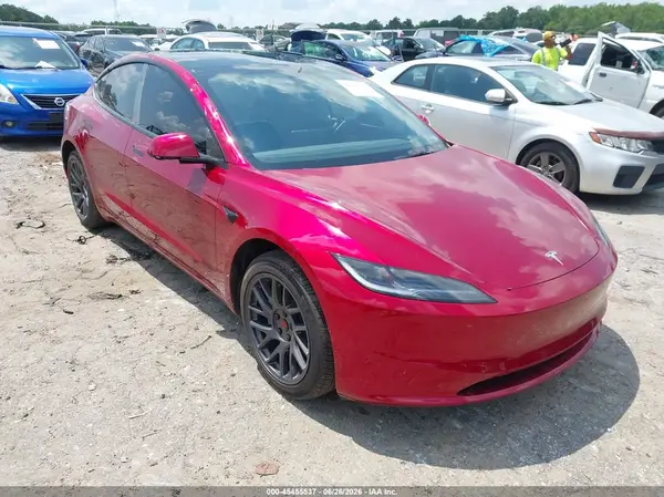 5YJ3E1EA4SF952395 2025 TESLA MODEL 3 - Image 1