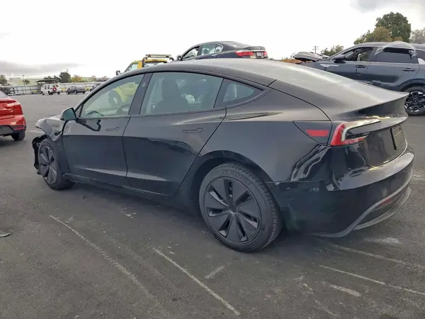 5YJ3E1EA4SF963963 2025 TESLA MODEL 3 - Image 2