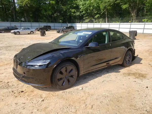 5YJ3E1EA4SF965566 2025 TESLA MODEL 3 - Image 1