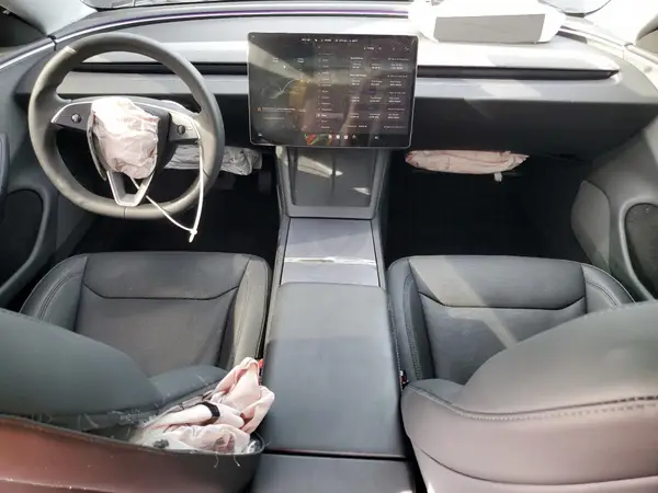 5YJ3E1EA4SF969522 2025 TESLA MODEL 3 - Image 8