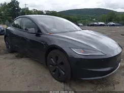 5YJ3E1EA4SF971710 2025 TESLA MODEL 3